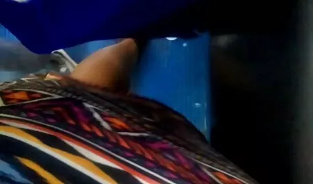 बिग गधा बेब आदमी पूरा सेक्सी हिंदी मूवी वीडियो देता है
