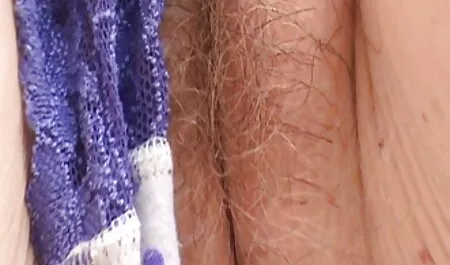 Slutty Blondie ने उसकी गांड में तेल डाला सेक्सी हिंदी पिक्चर मूवी और गुदा मैथुन के लिए तैयार हो गई