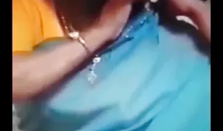 ब्लोंड हिंदी सेक्सी पिक्चर मूवी को अपने स्टालियन के बड़े काले मुर्गा से प्यार है