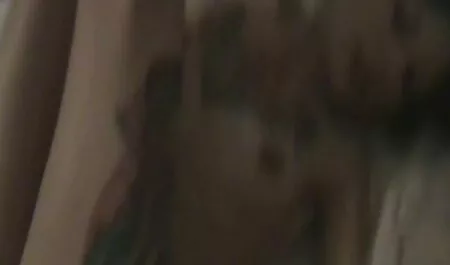 संचिका कुतिया बूढ़े आदमी को झटका और उसे खत्म करने हिंदी मूवी वीडियो सेक्सी में मदद की
